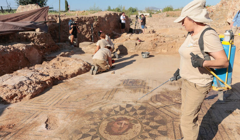 Los lectores de National Geographic eligen el mosaico de Medusa de Mrida como Mejor Halllazgo